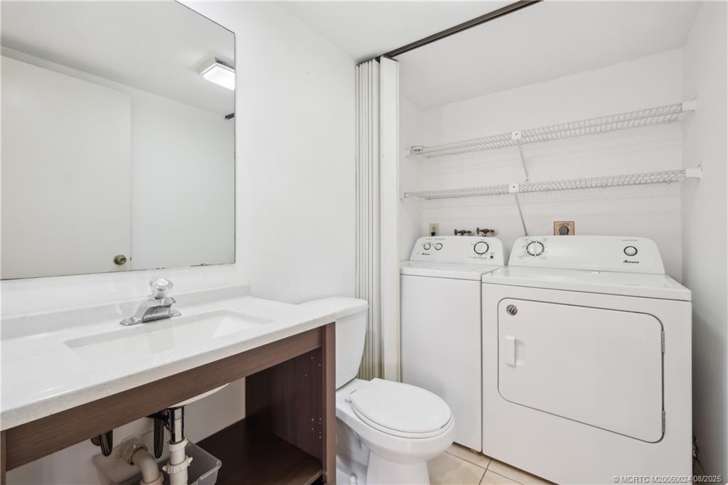 Stuart, Florida 34997, United States, 2 Bedrooms Bedrooms, ,3 BathroomsBathrooms,Residential,Active,103651