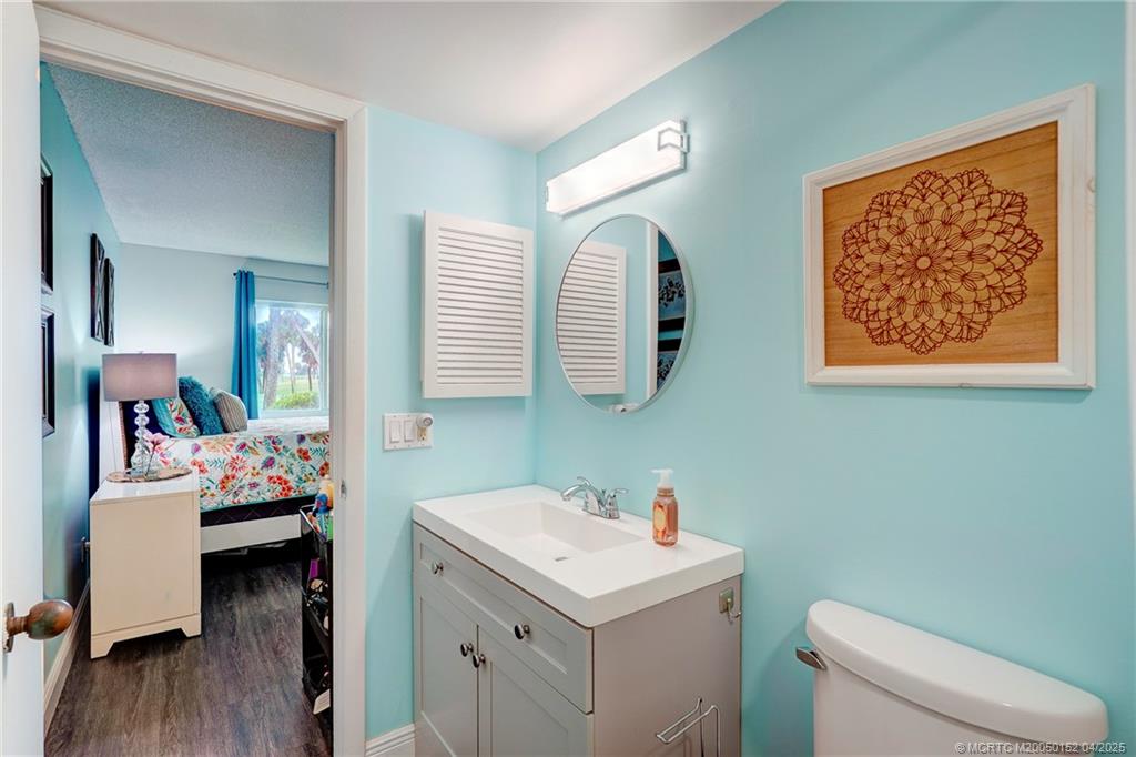 Stuart, Florida 34996, United States, 2 Bedrooms Bedrooms, ,2 BathroomsBathrooms,Residential,Active,108355