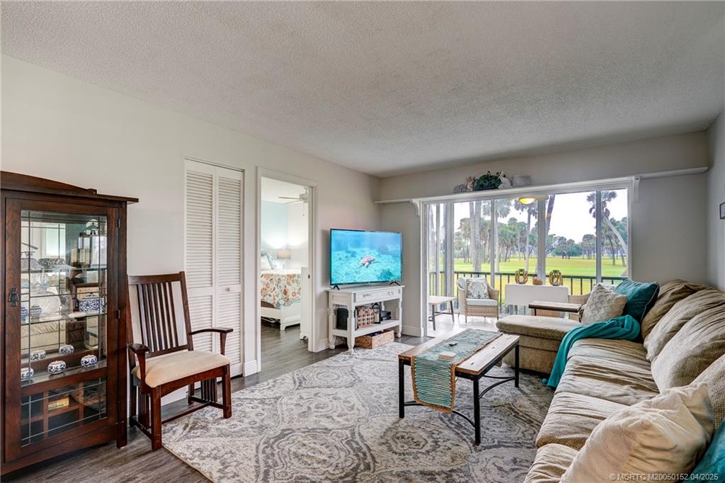 Stuart, Florida 34996, United States, 2 Bedrooms Bedrooms, ,2 BathroomsBathrooms,Residential,Active,108355