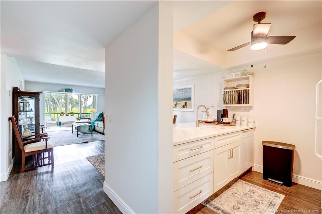 Stuart, Florida 34996, United States, 2 Bedrooms Bedrooms, ,2 BathroomsBathrooms,Residential,Active,108355