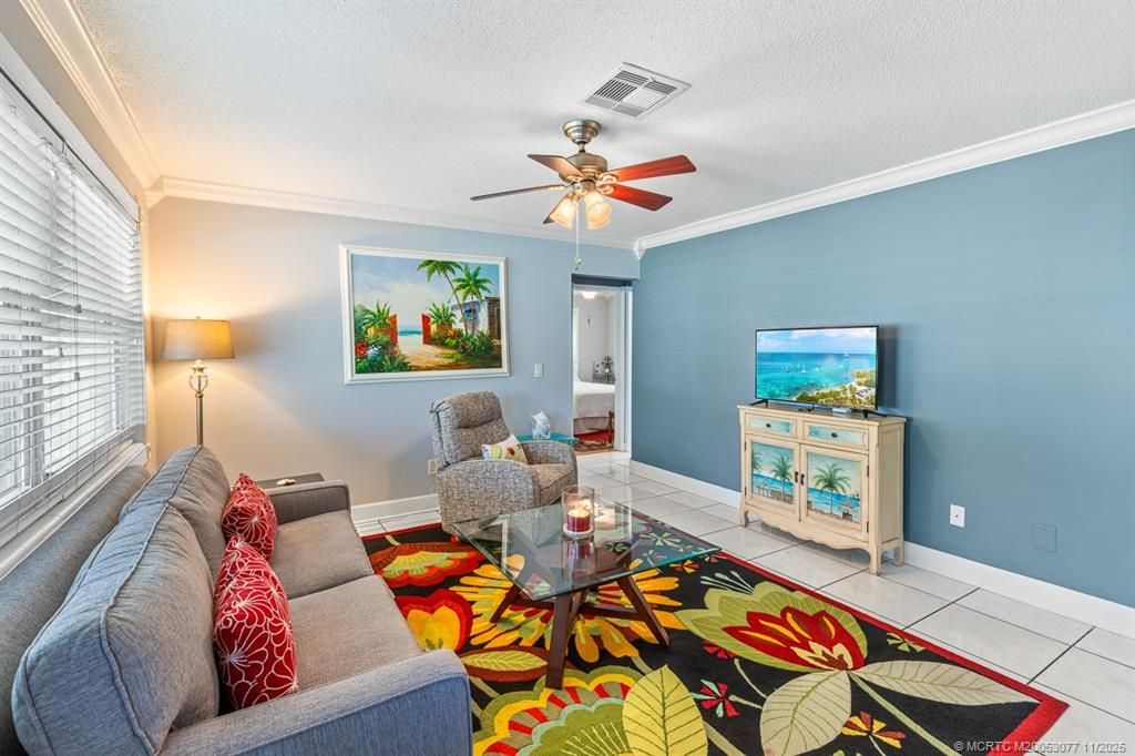 Photo of 3194 SE Jefferson Street, Stuart, FL 34997 (MLS # M20053077)