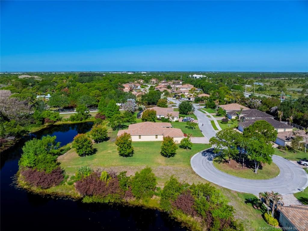 Photo of 418 NE Abaca Way, Jensen Beach, FL 34957 (MLS # M20055564)
