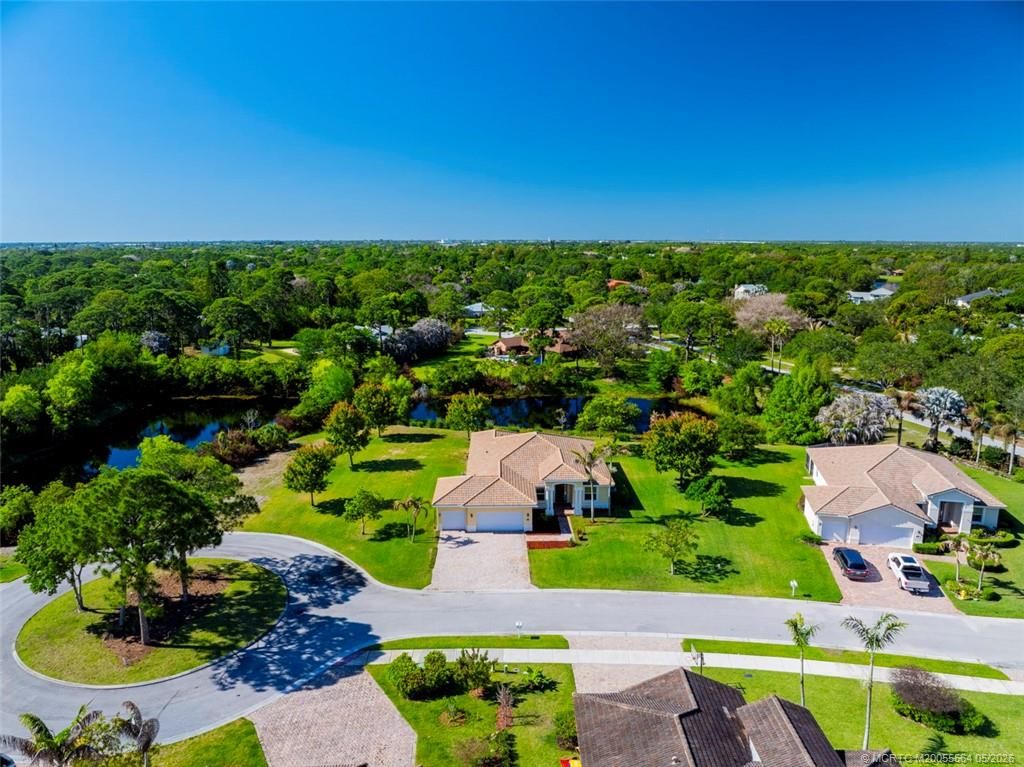 Photo of 418 NE Abaca Way, Jensen Beach, FL 34957 (MLS # M20055564)