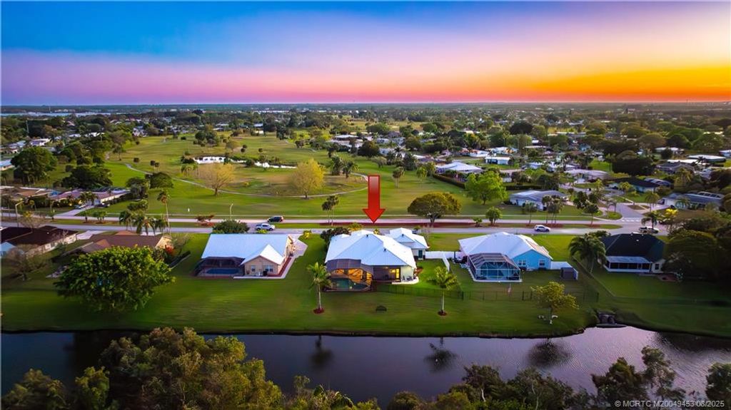 Photo of 1477 SE Westmoreland Boulevard, Port Saint Lucie, FL 34952 (MLS # M20049453)