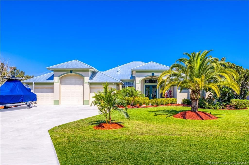 Photo of 1477 SE Westmoreland Boulevard, Port Saint Lucie, FL 34952 (MLS # M20049453)