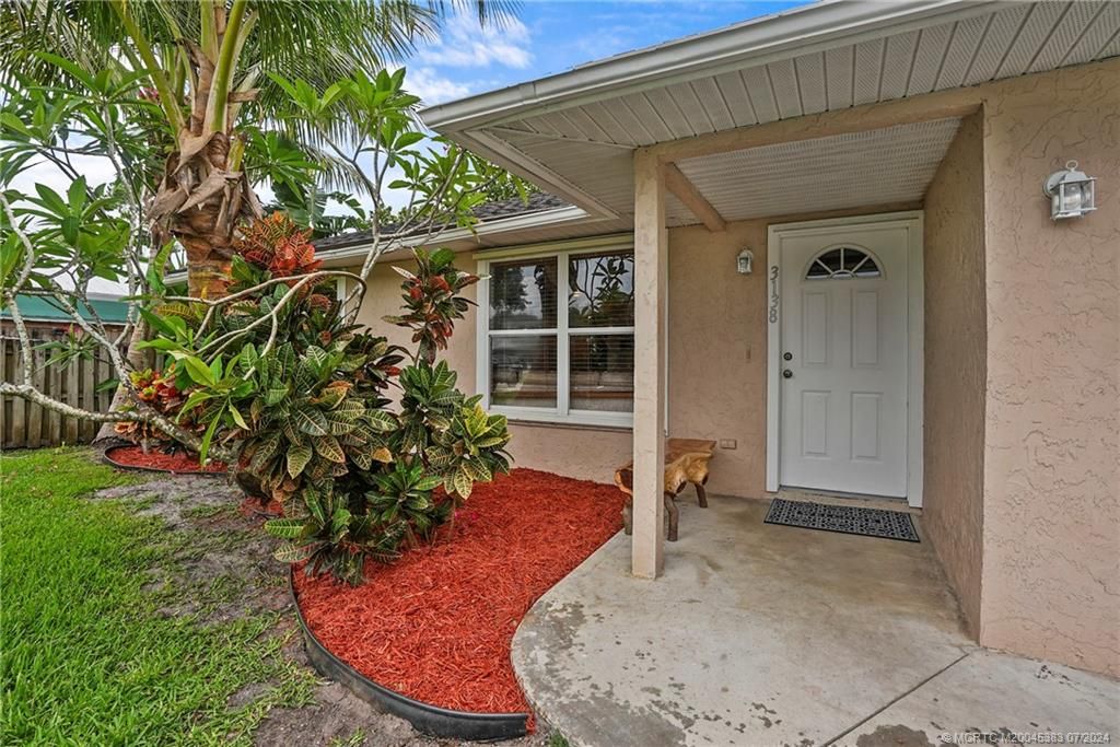 Photo of 3138 SE Orchid Street, Stuart, FL 34997 (MLS # M20045383)