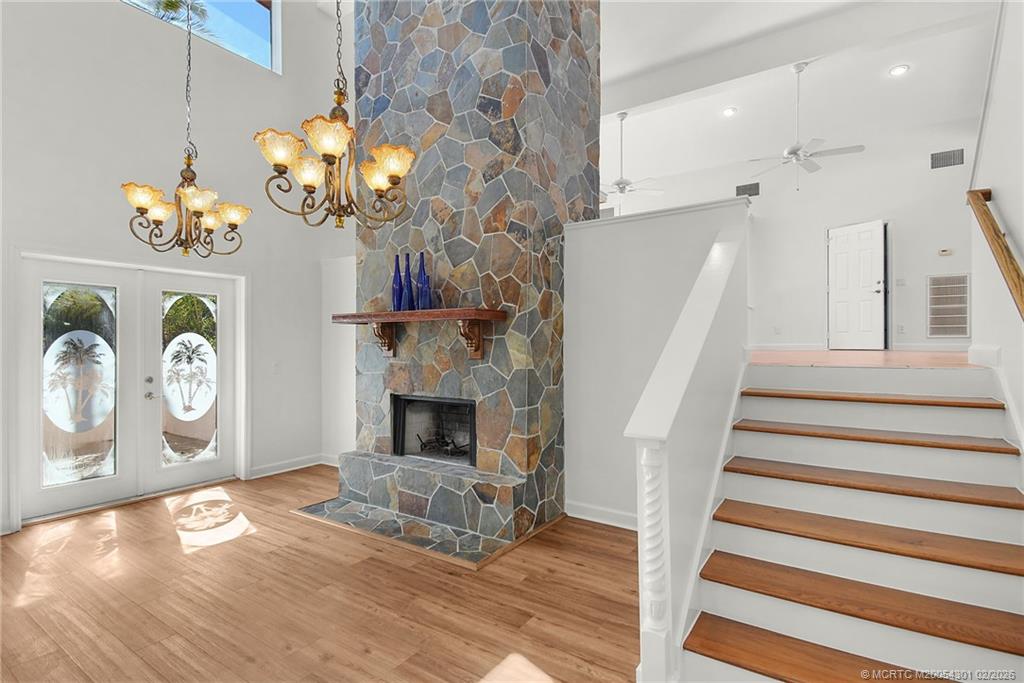 2228 NE Center Circle