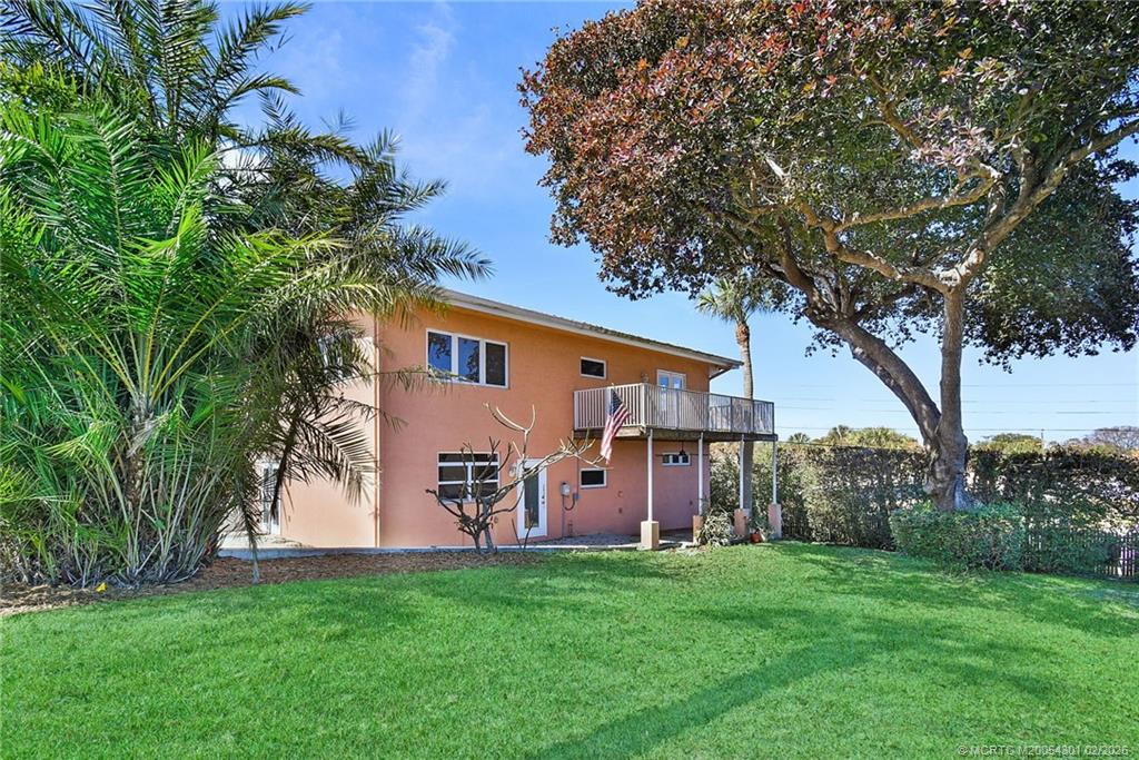 2228 NE Center Circle