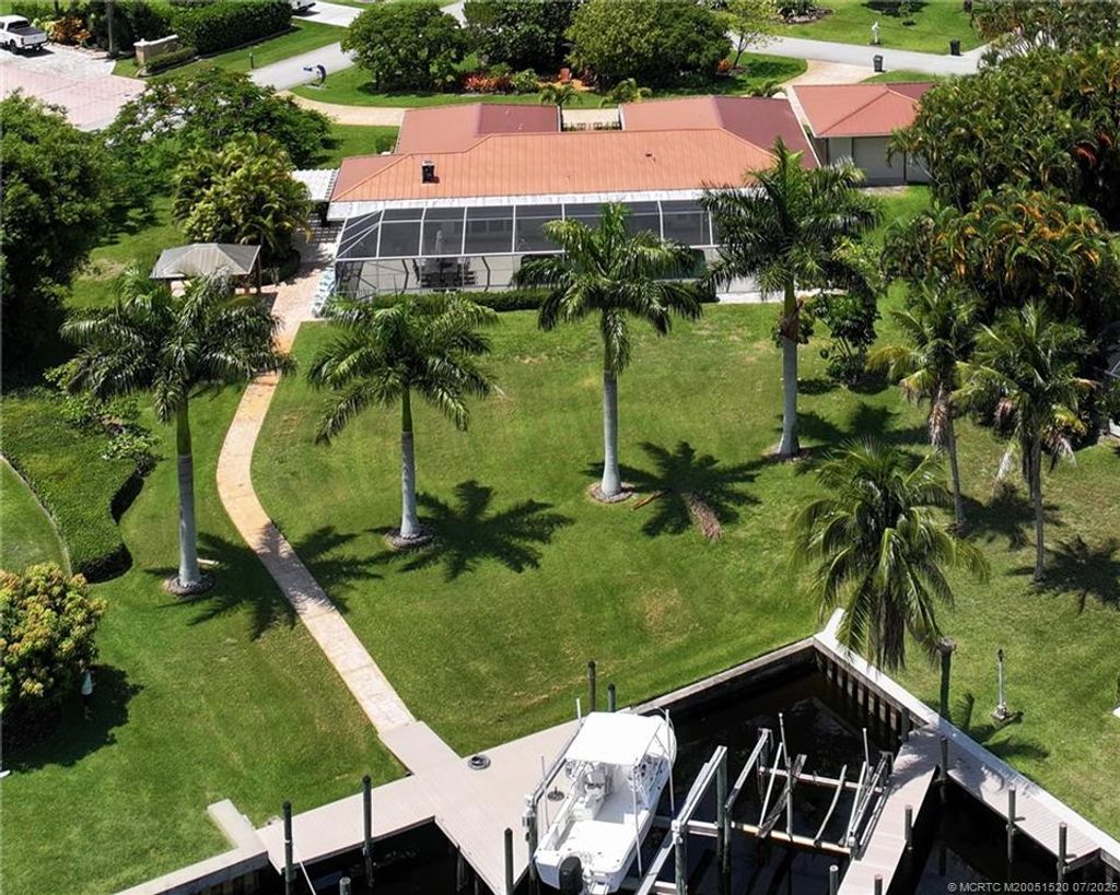 Photo of 2645 NW South Shore Road, Stuart, FL 34994 (MLS # M20051520)