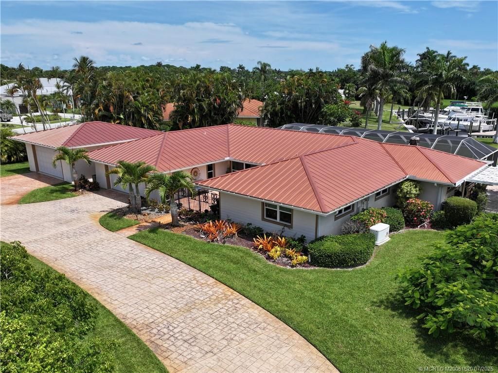 Photo of 2645 NW South Shore Road, Stuart, FL 34994 (MLS # M20051520)