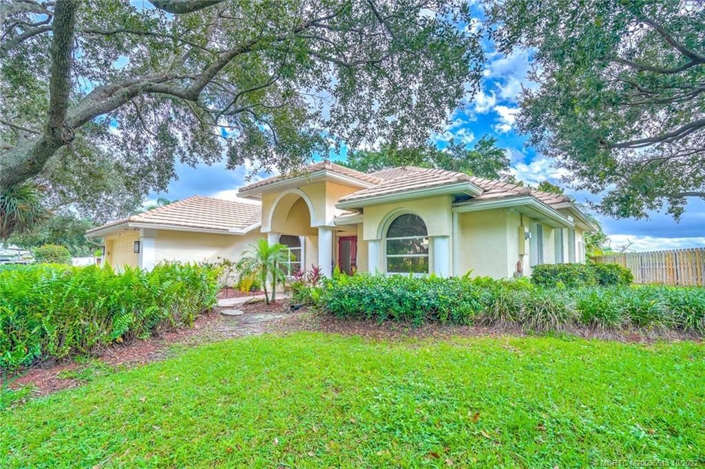 Photo of 834 SW Lighthouse Drive, Palm City, FL 34990 (MLS # M20036513)