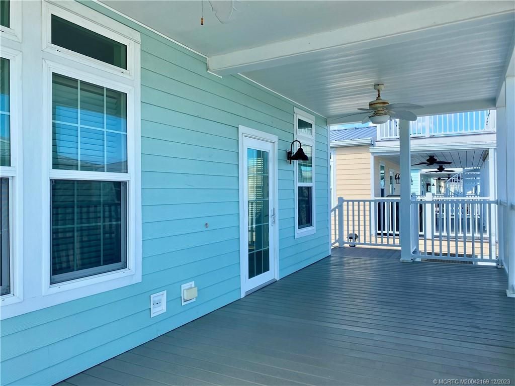 Photo of 425 NE Intracoastal Drive, Jensen Beach, FL 34957 (MLS # M20042169)