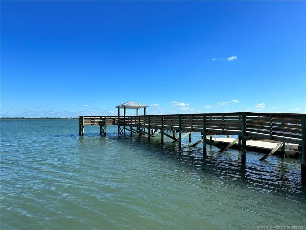 Photo of 425 NE Intracoastal Drive, Jensen Beach, FL 34957 (MLS # M20042169)