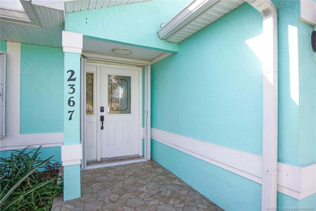 Photo of 2367 SE Heathwood Circle, Port Saint Lucie, FL 34952 (MLS # M20043864)