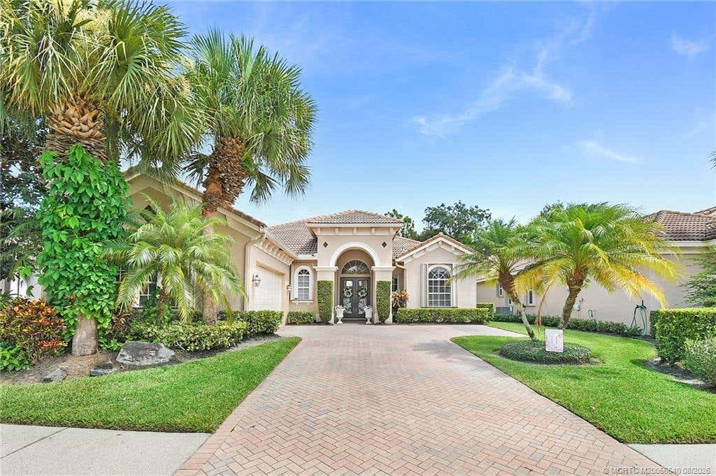 Photo of 9400 Briarcliff Trace, Port Saint Lucie, FL 34986 (MLS # M20056640)