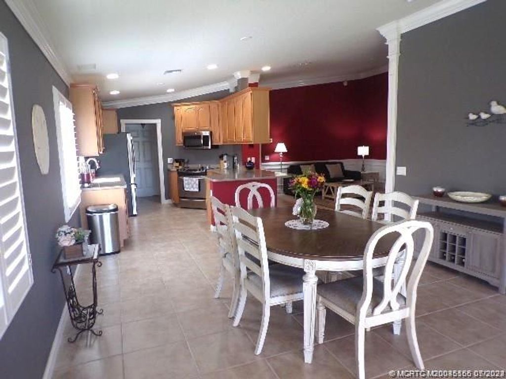 Photo of 10426 SW Stratton Drive, Port Saint Lucie, FL 34987 (MLS # M20045156)