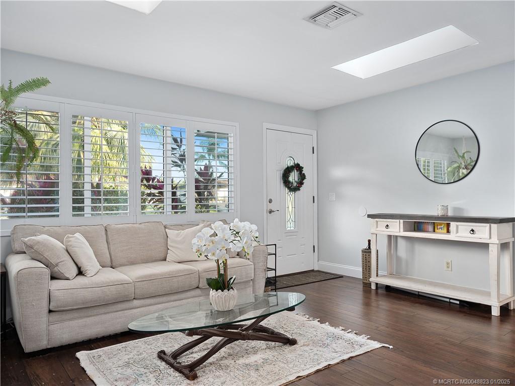 1544 NW Spruce Ridge Drive