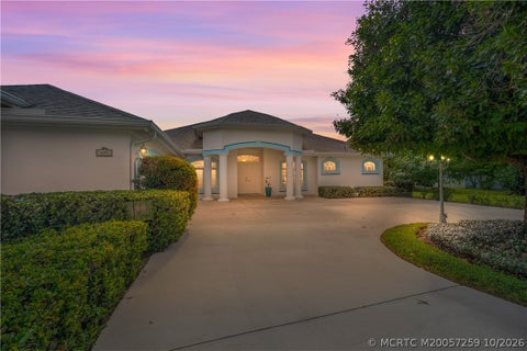 Photo of 800 SE Waterside Way, Stuart, FL 34997 (MLS # M20057259)