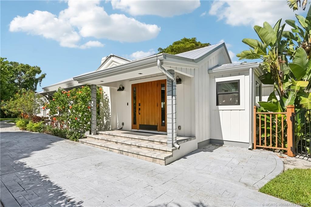 Stuart, Florida 34996, United States, 4 Bedrooms Bedrooms, ,3 BathroomsBathrooms,Residential,Active,195028