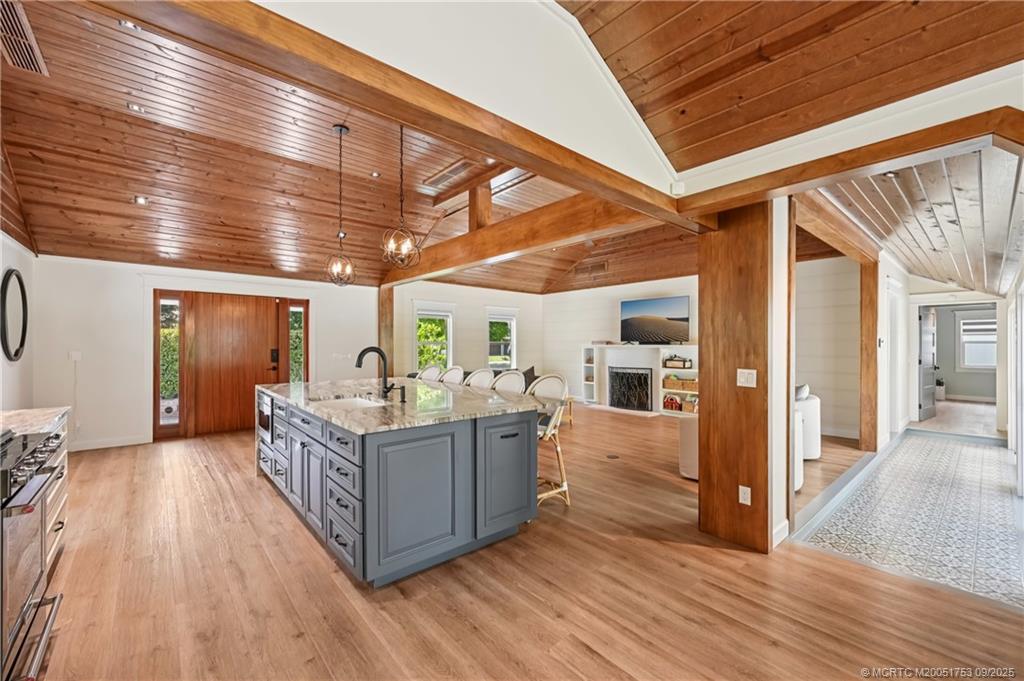 Stuart, Florida 34996, United States, 4 Bedrooms Bedrooms, ,3 BathroomsBathrooms,Residential,Active,195028