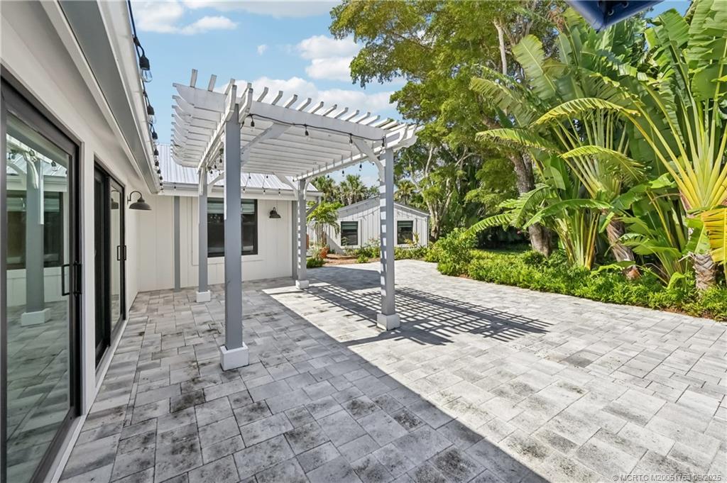 Stuart, Florida 34996, United States, 4 Bedrooms Bedrooms, ,3 BathroomsBathrooms,Residential,Active,195028