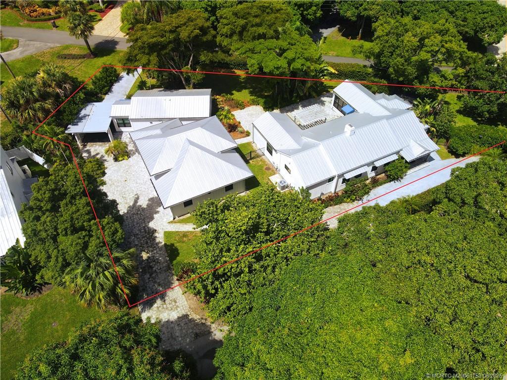 Stuart, Florida 34996, United States, 4 Bedrooms Bedrooms, ,3 BathroomsBathrooms,Residential,Active,195028