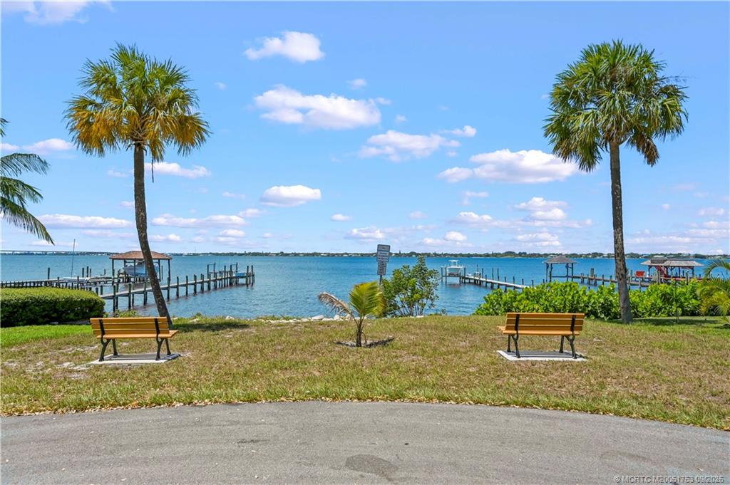 Stuart, Florida 34996, United States, 4 Bedrooms Bedrooms, ,3 BathroomsBathrooms,Residential,Active,195028