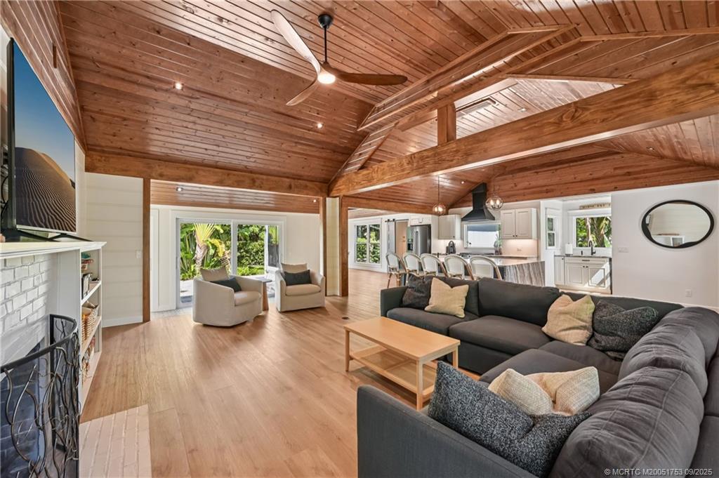 Stuart, Florida 34996, United States, 4 Bedrooms Bedrooms, ,3 BathroomsBathrooms,Residential,Active,195028