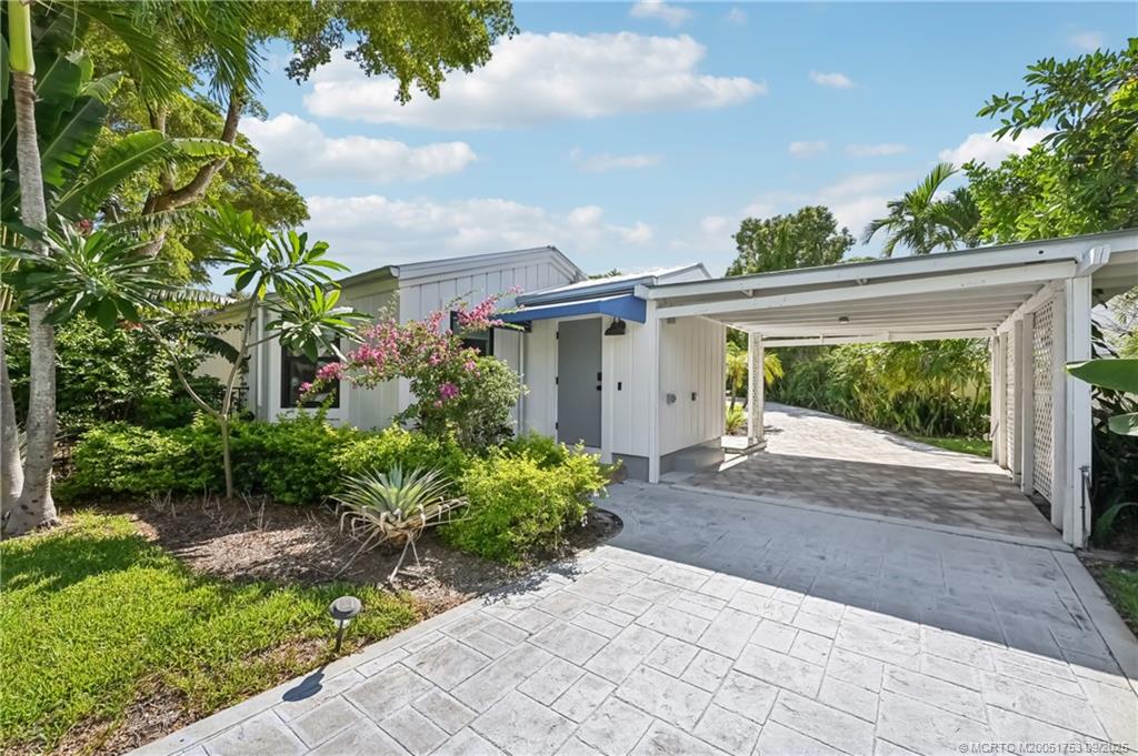 Stuart, Florida 34996, United States, 4 Bedrooms Bedrooms, ,3 BathroomsBathrooms,Residential,Active,195028