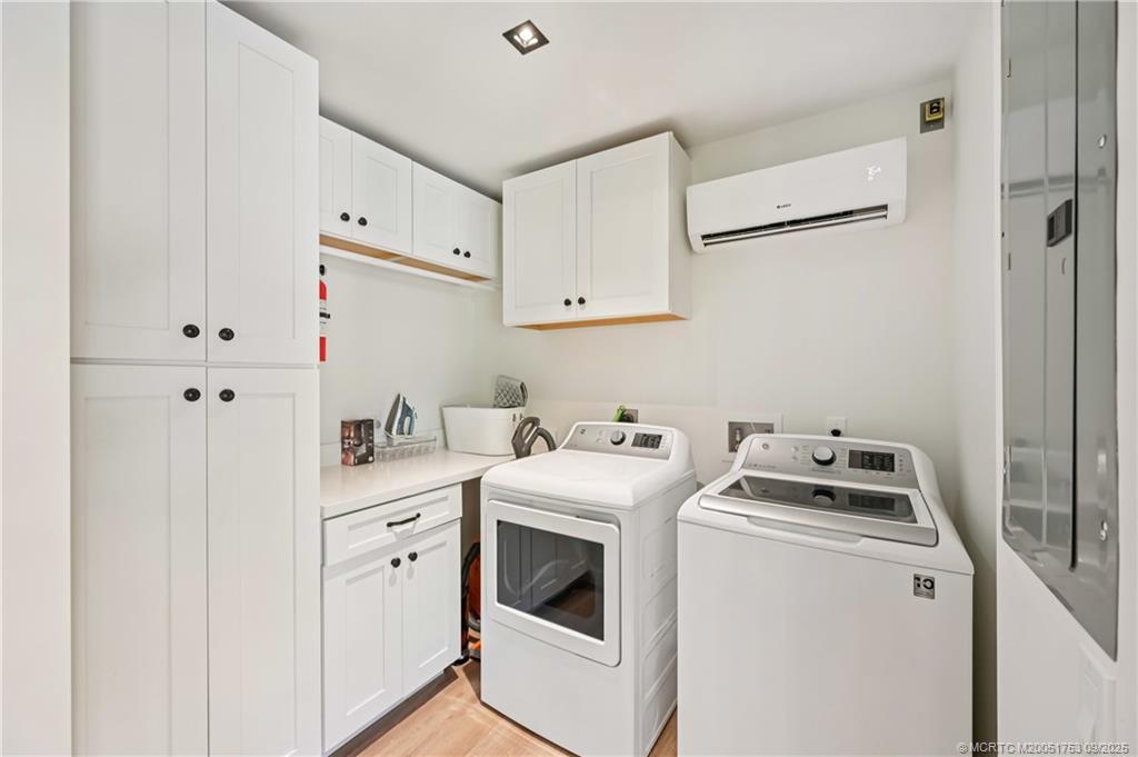 Stuart, Florida 34996, United States, 4 Bedrooms Bedrooms, ,3 BathroomsBathrooms,Residential,Active,195028