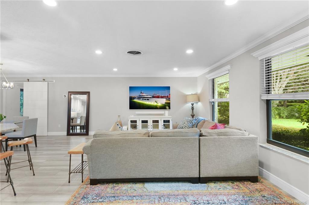 Sewalls Point, Florida 34996, United States, 4 Bedrooms Bedrooms, ,3 BathroomsBathrooms,Residential,Coming Soon,201573