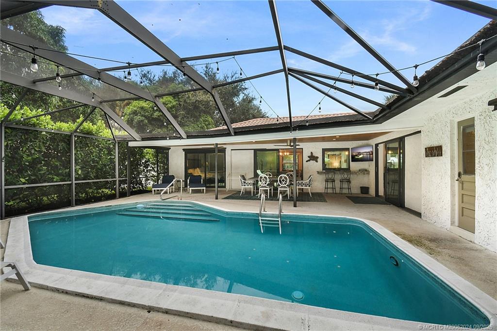 Sewalls Point, Florida 34996, United States, 4 Bedrooms Bedrooms, ,3 BathroomsBathrooms,Residential,Coming Soon,201573