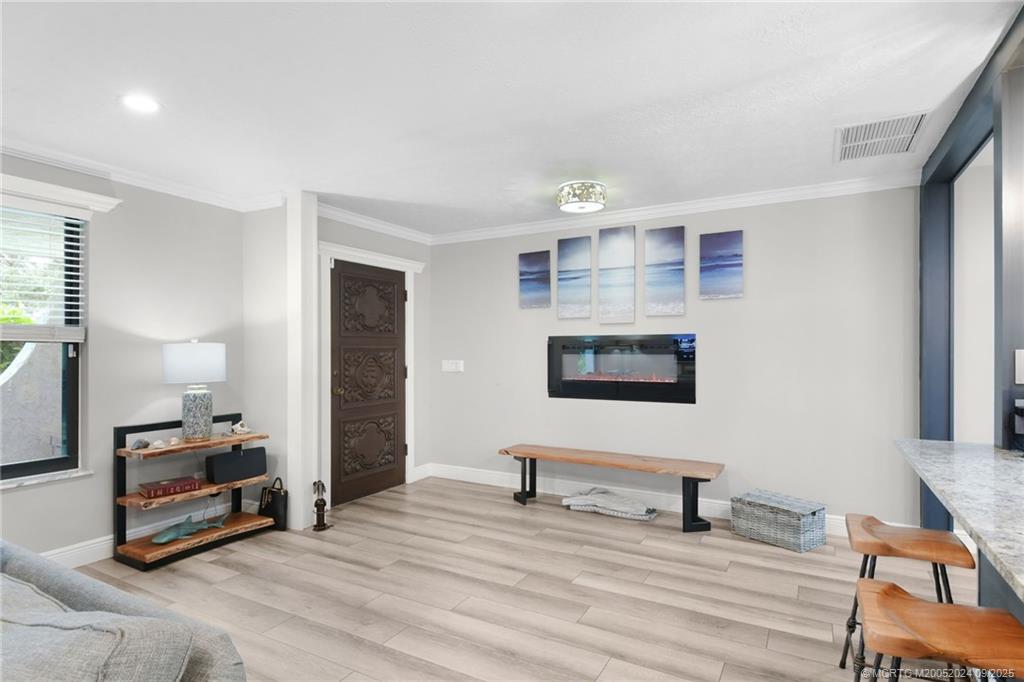 Sewalls Point, Florida 34996, United States, 4 Bedrooms Bedrooms, ,3 BathroomsBathrooms,Residential,Coming Soon,201573