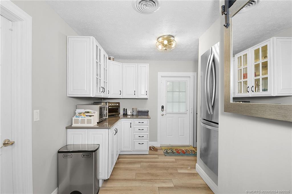 Sewalls Point, Florida 34996, United States, 4 Bedrooms Bedrooms, ,3 BathroomsBathrooms,Residential,Coming Soon,201573