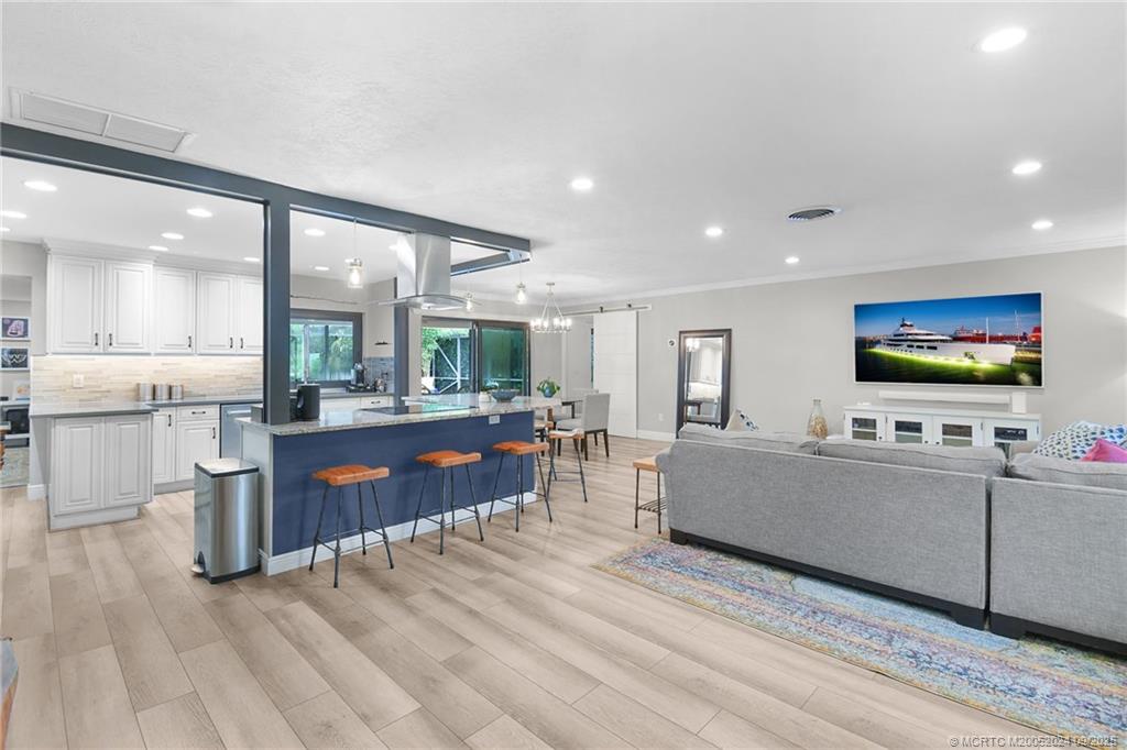 Sewalls Point, Florida 34996, United States, 4 Bedrooms Bedrooms, ,3 BathroomsBathrooms,Residential,Coming Soon,201573