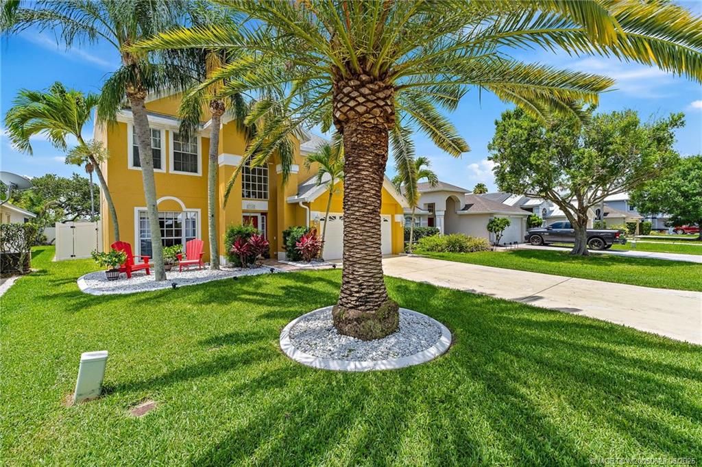 Photo of 728 NW Waterlily Place, Jensen Beach, FL 34957 (MLS # M20050828)