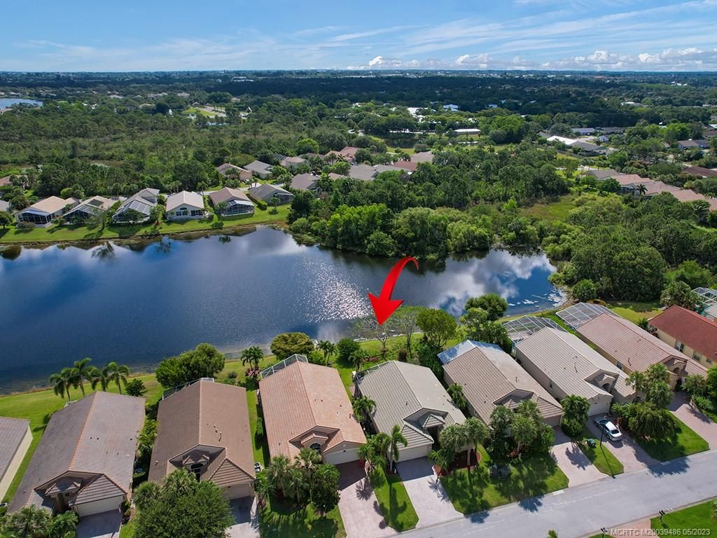 Photo of 1081 SE Westminster Place, Stuart, FL 34997 (MLS # M20039486)