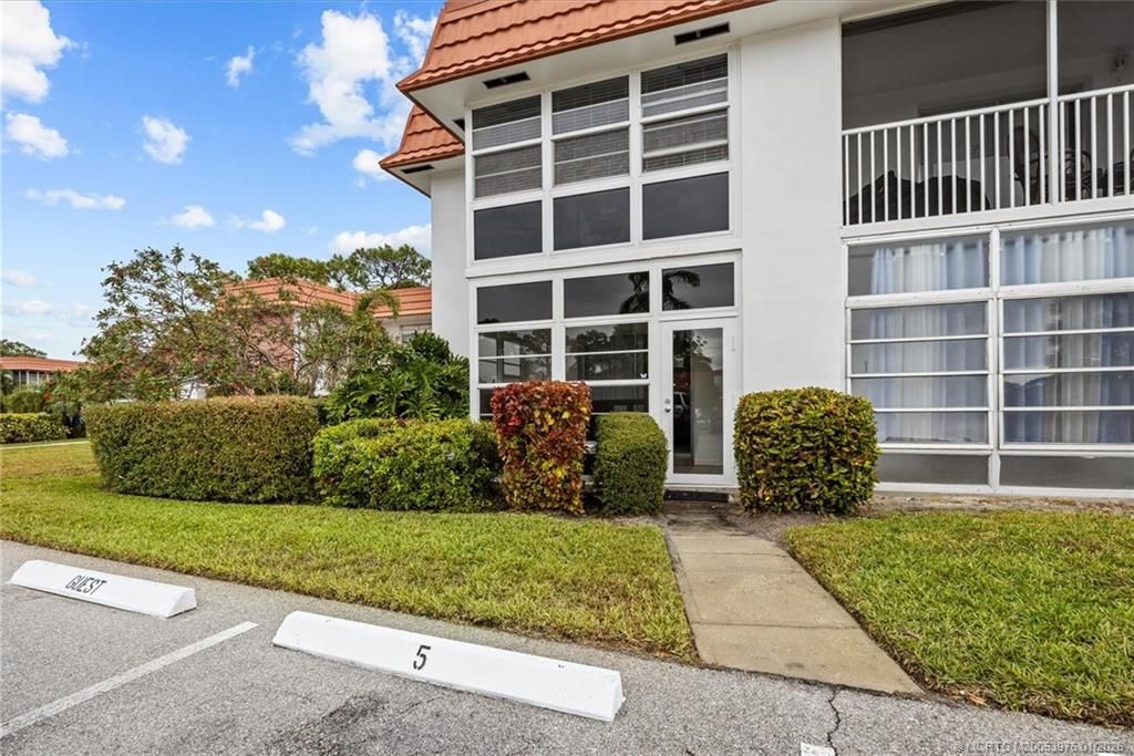 Photo of 2600 SE Ocean Boulevard #E5, Stuart, FL 34996 (MLS # M20053976)