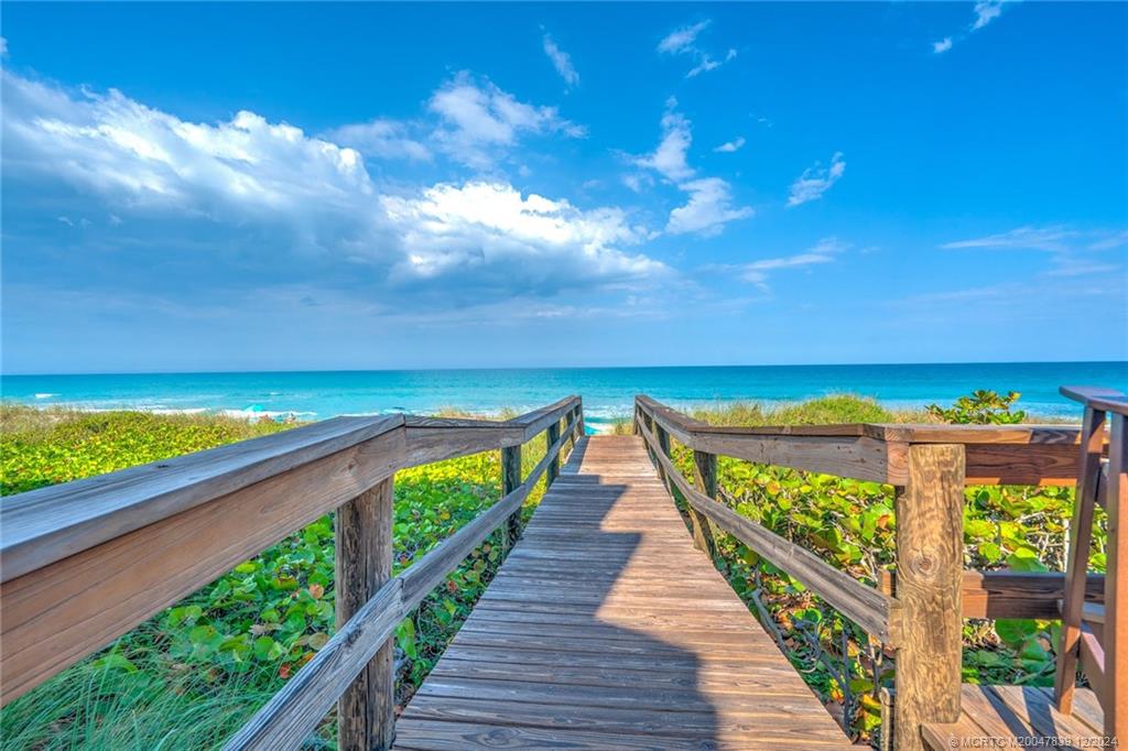 Stuart, Florida 34996, United States, 2 Bedrooms Bedrooms, ,2 BathroomsBathrooms,Residential,Active,29705