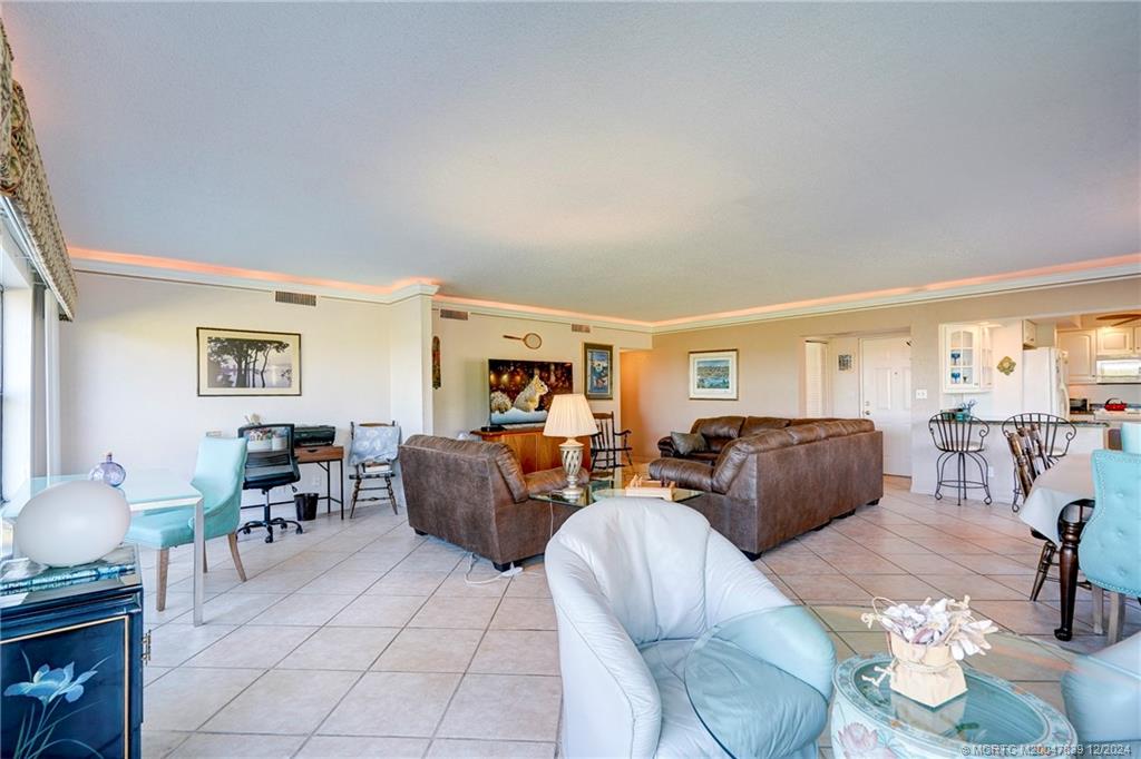 Stuart, Florida 34996, United States, 2 Bedrooms Bedrooms, ,2 BathroomsBathrooms,Residential,Active,29705