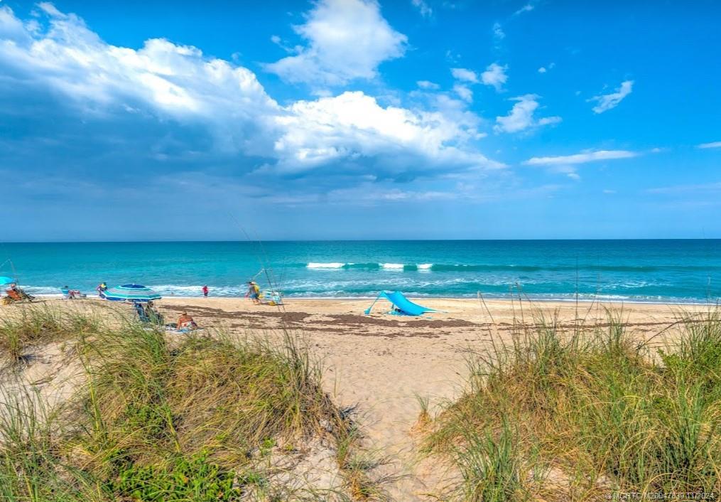 Stuart, Florida 34996, United States, 2 Bedrooms Bedrooms, ,2 BathroomsBathrooms,Residential,Active,29705