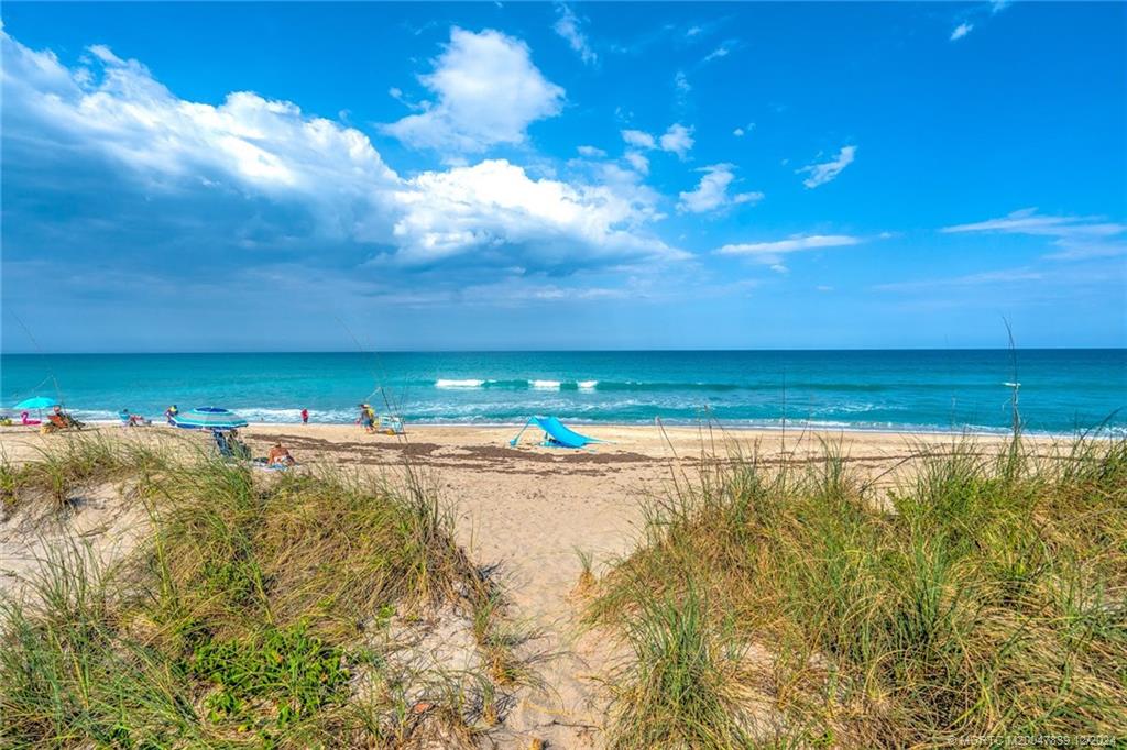 Stuart, Florida 34996, United States, 2 Bedrooms Bedrooms, ,2 BathroomsBathrooms,Residential,Active,29705