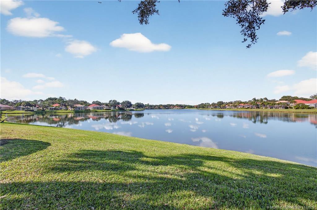 Stuart, Florida 34997, United States, 2 Bedrooms Bedrooms, ,2 BathroomsBathrooms,Residential,Active,247368