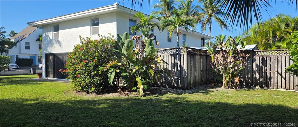 5267 NE Shore Village Terrace