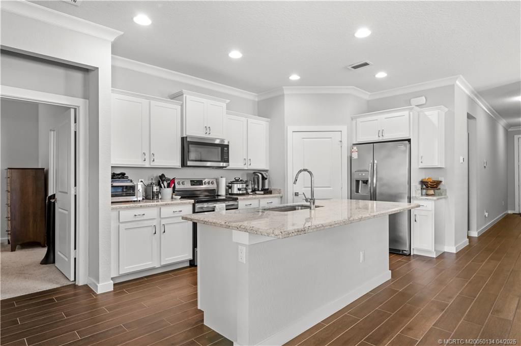 7461 SW Harbor Cove Drive