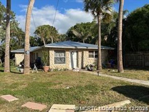 Multifamily For Sale - 3303 SE Jefferson Street<br/> Stuart, FL 34997