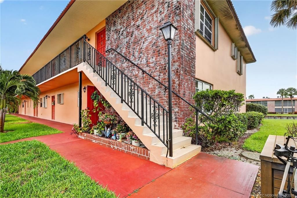 Photo of 1985 SW Palm City Road #J, Stuart, FL 34994 (MLS # M20055628)