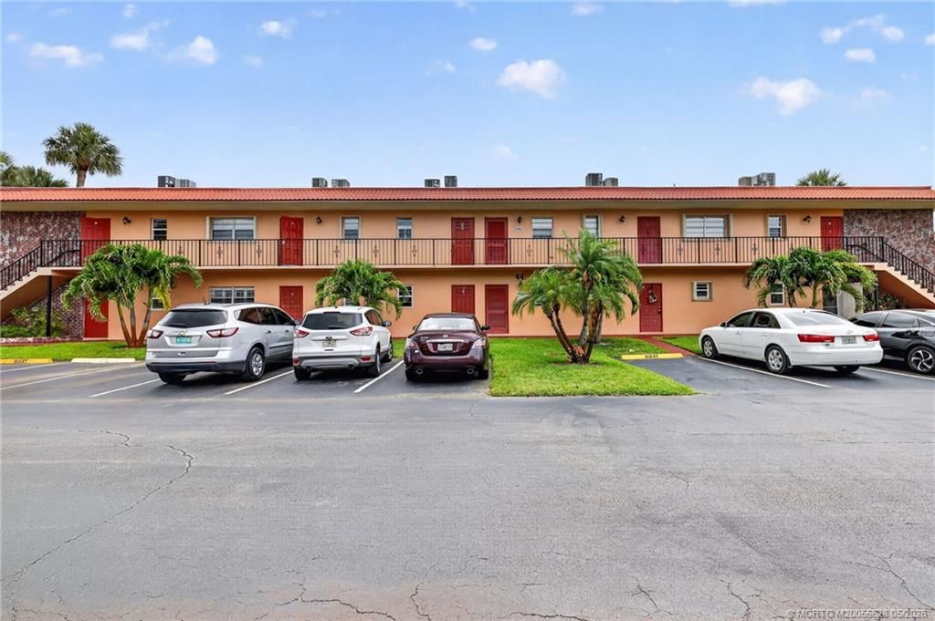 Photo of 1985 SW Palm City Road #J, Stuart, FL 34994 (MLS # M20055628)
