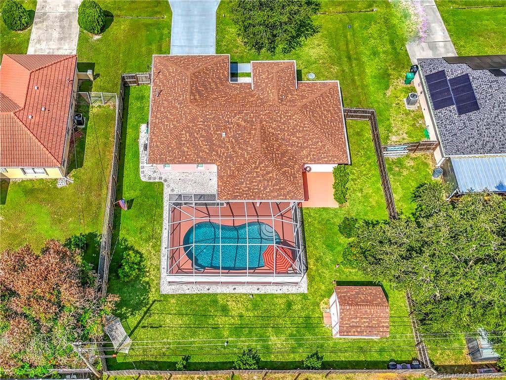 Photo of 2007 SE Heathwood Circle, Port Saint Lucie, FL 34952 (MLS # M20056473)