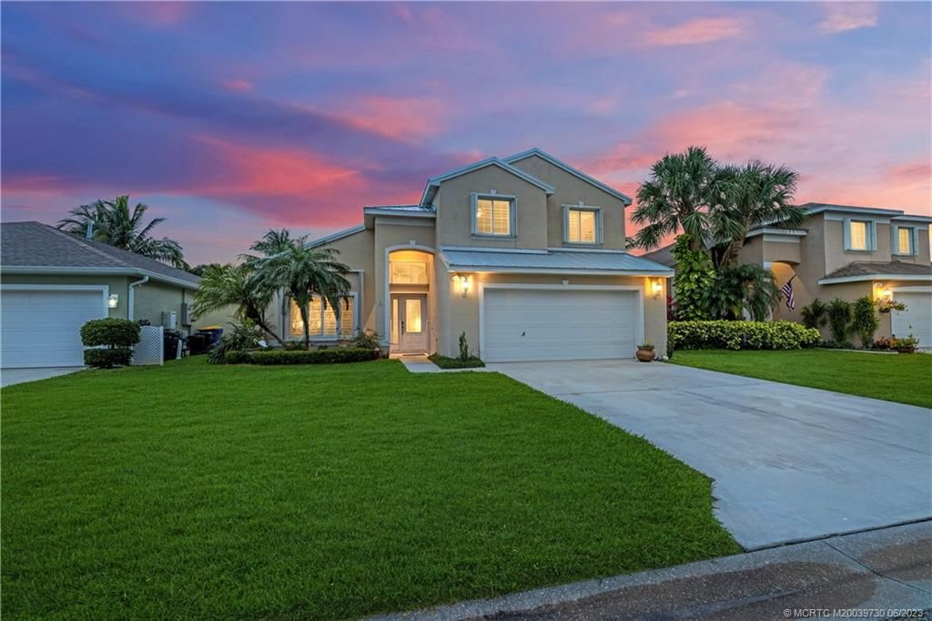 Photo of 4698 SE Winter Haven Court, Stuart, FL 34997 (MLS # M20039730)